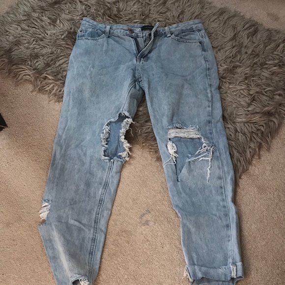 Distressed jeans! - Picture 2 of 7